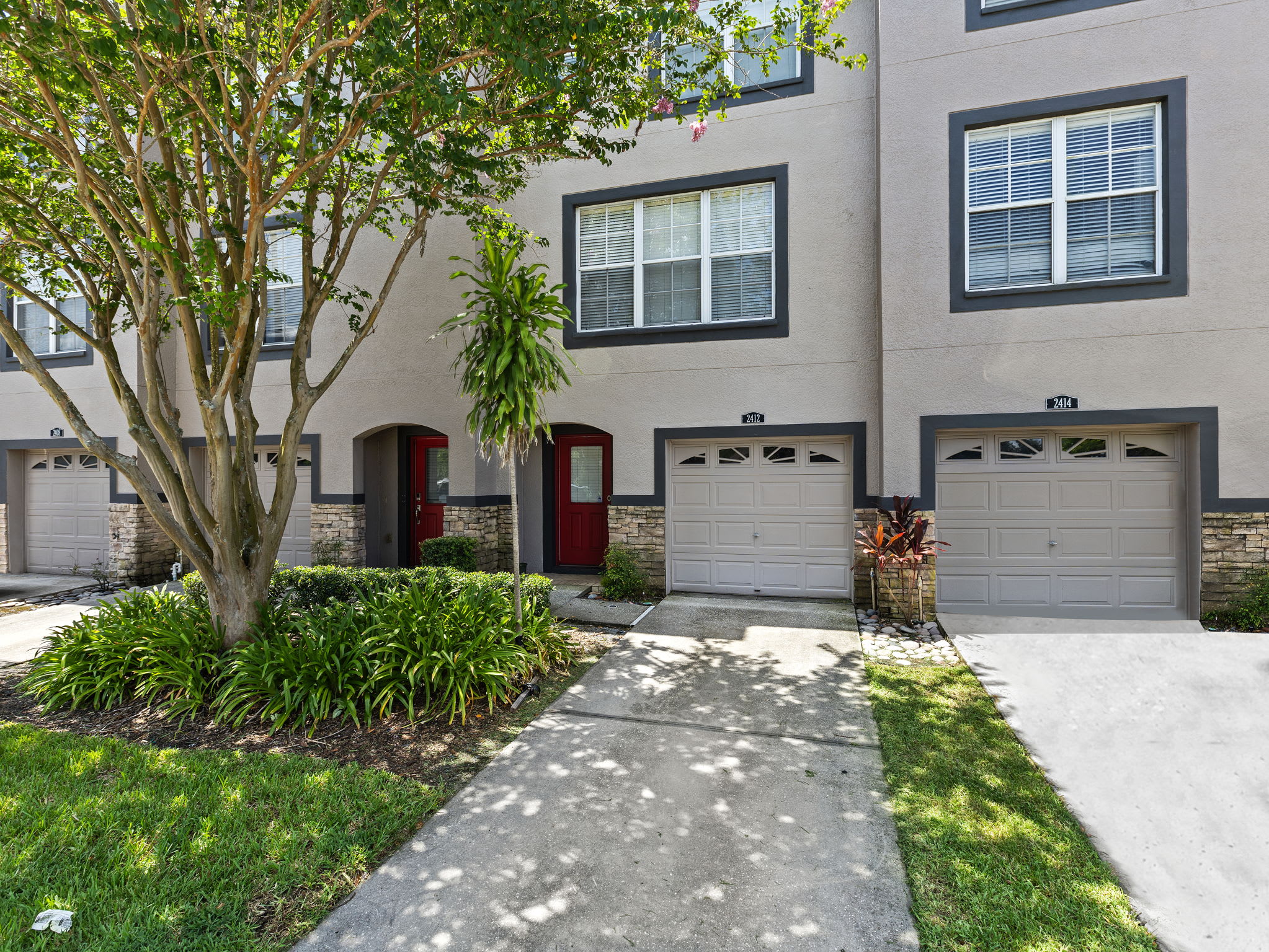 2412 Middleton Grove Dr – photo 1