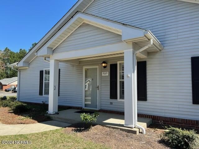 727 Chancery Lane – photo 3