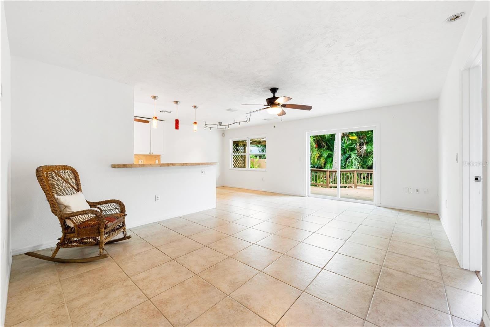 3709 ALDEN Way – photo 4