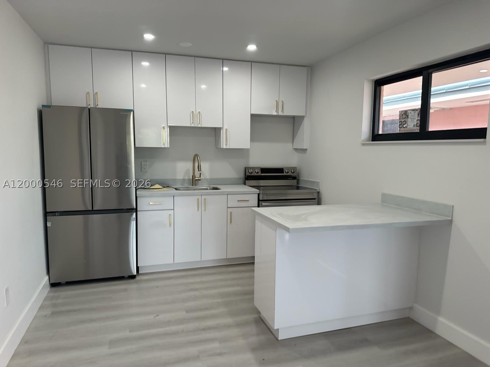 2168 NW 34th St – photo 4