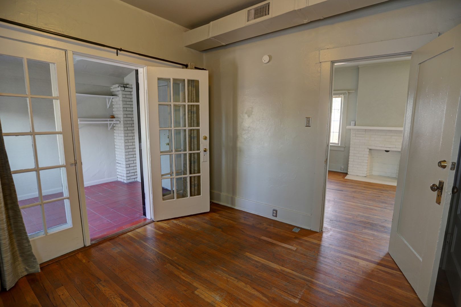 1348 N. Euclid Ave. – photo 4