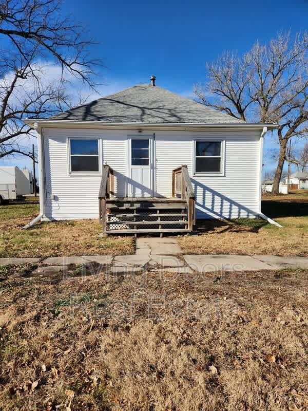 621 South Union Ave – photo 1