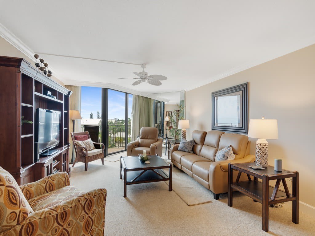 1480 Ocean Drive – photo 4