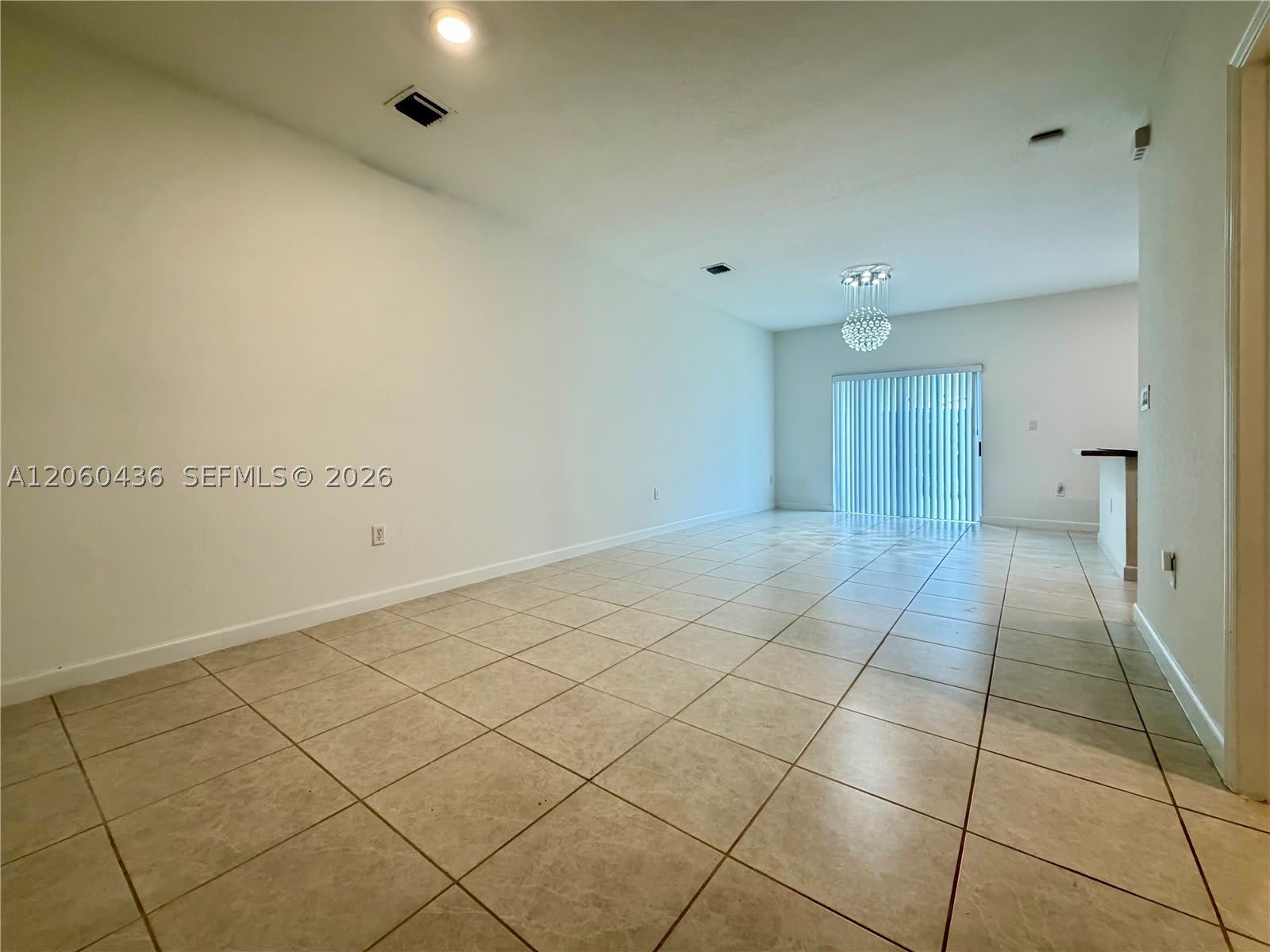 2685 SE 13th Ct – photo 4
