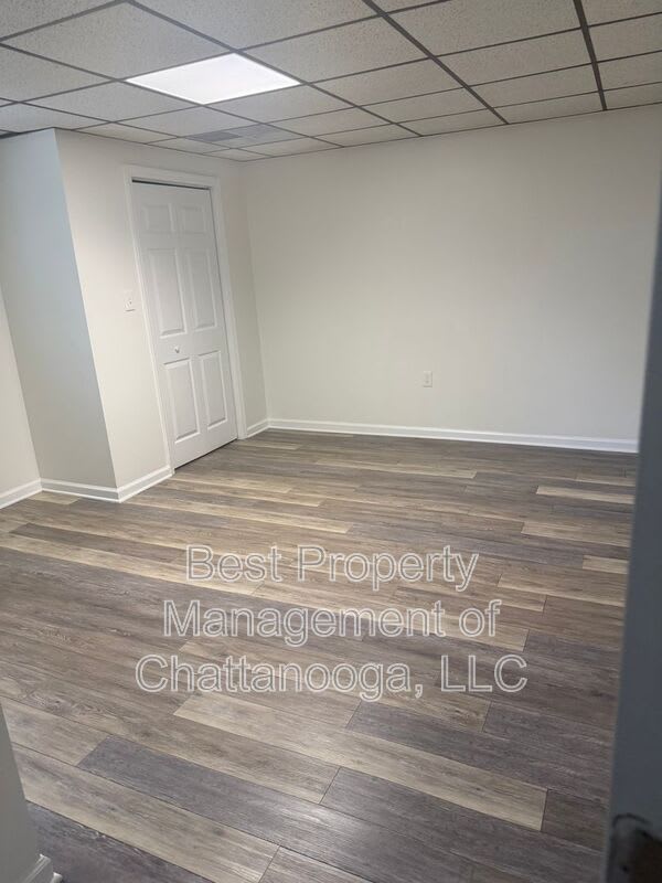 8781 Damron Place – photo 5