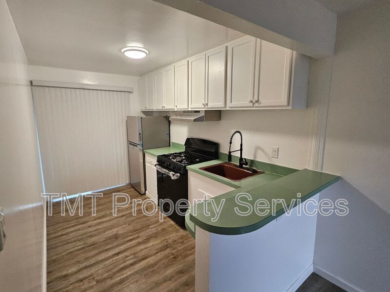 2619 West Acacia St. – photo 5
