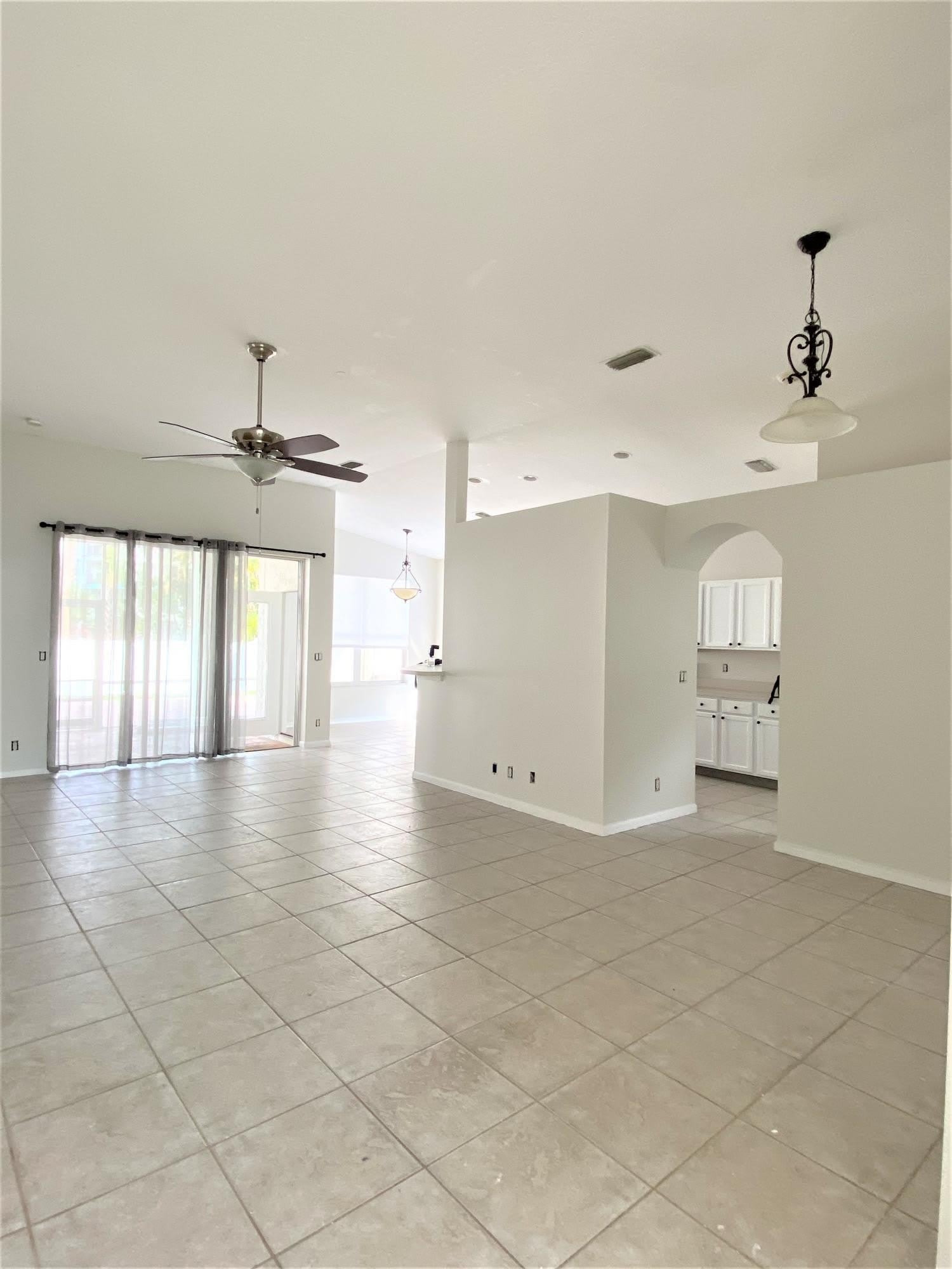 880 NW WATERLILY Place – photo 4