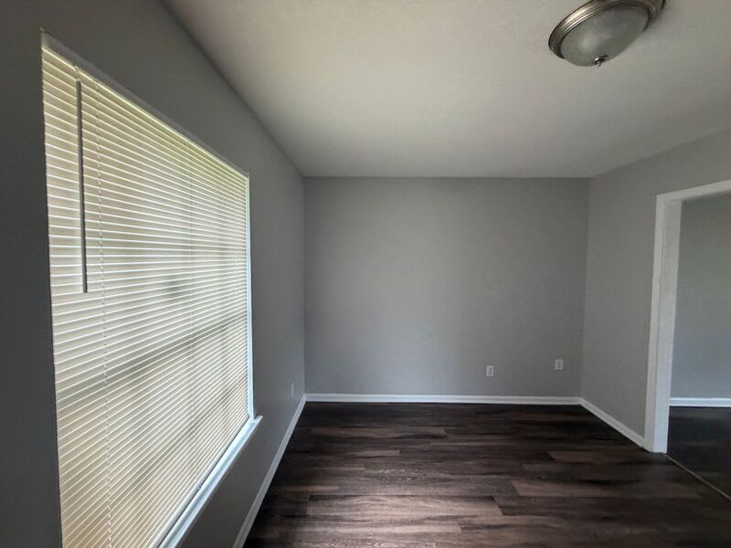 1271 Chickamauga Ave – photo 4