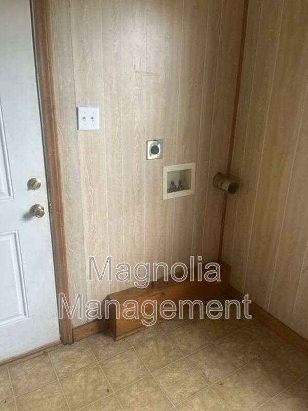 617 Alexander Ave. – photo 4