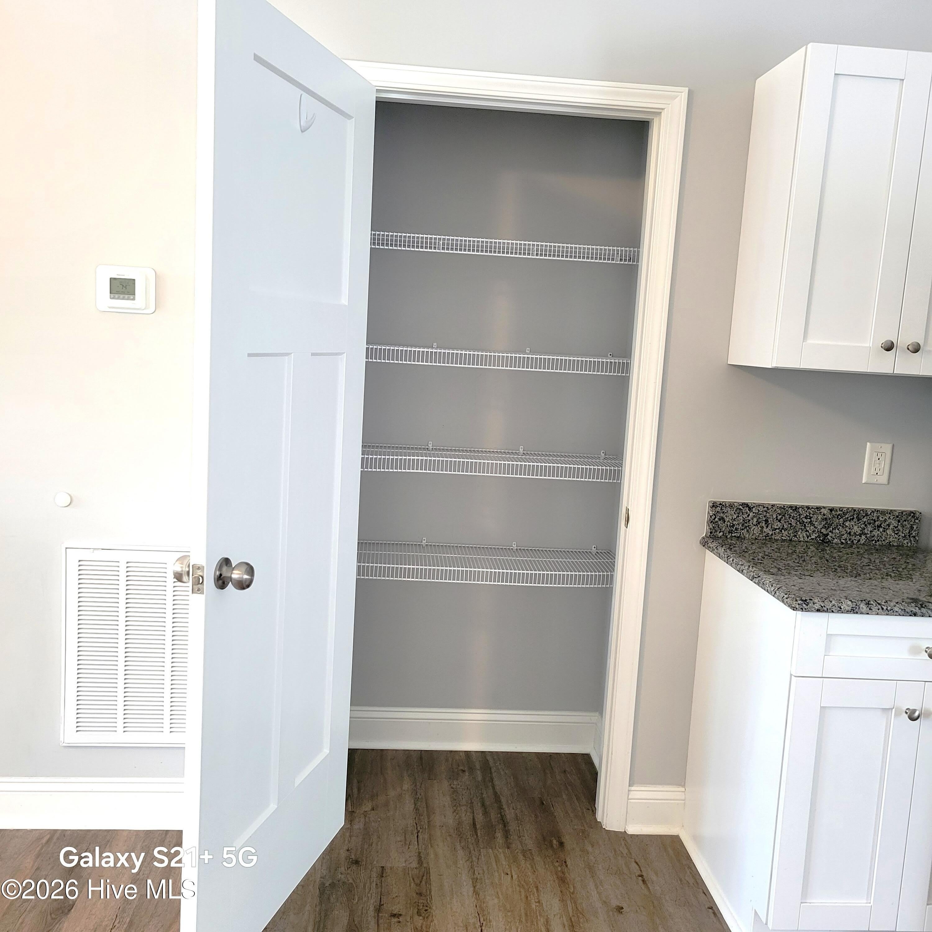 94 N Knoll Road – photo 5