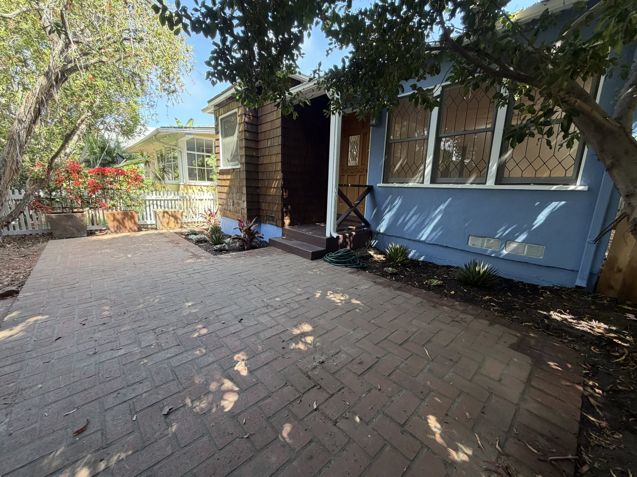 118 Breeze Avenue – photo 1