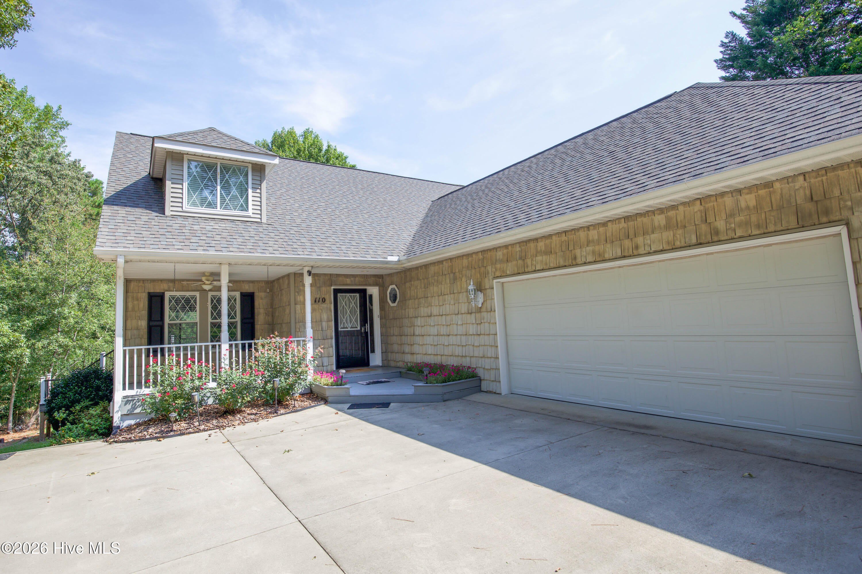 110 Sandspur Lane – photo 4