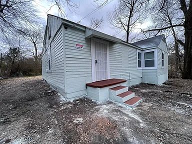 196 South Alabama Avenue – photo 2