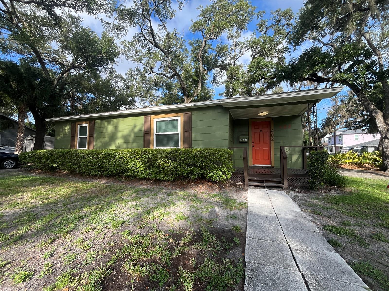 402 West Paris Street – photo 1