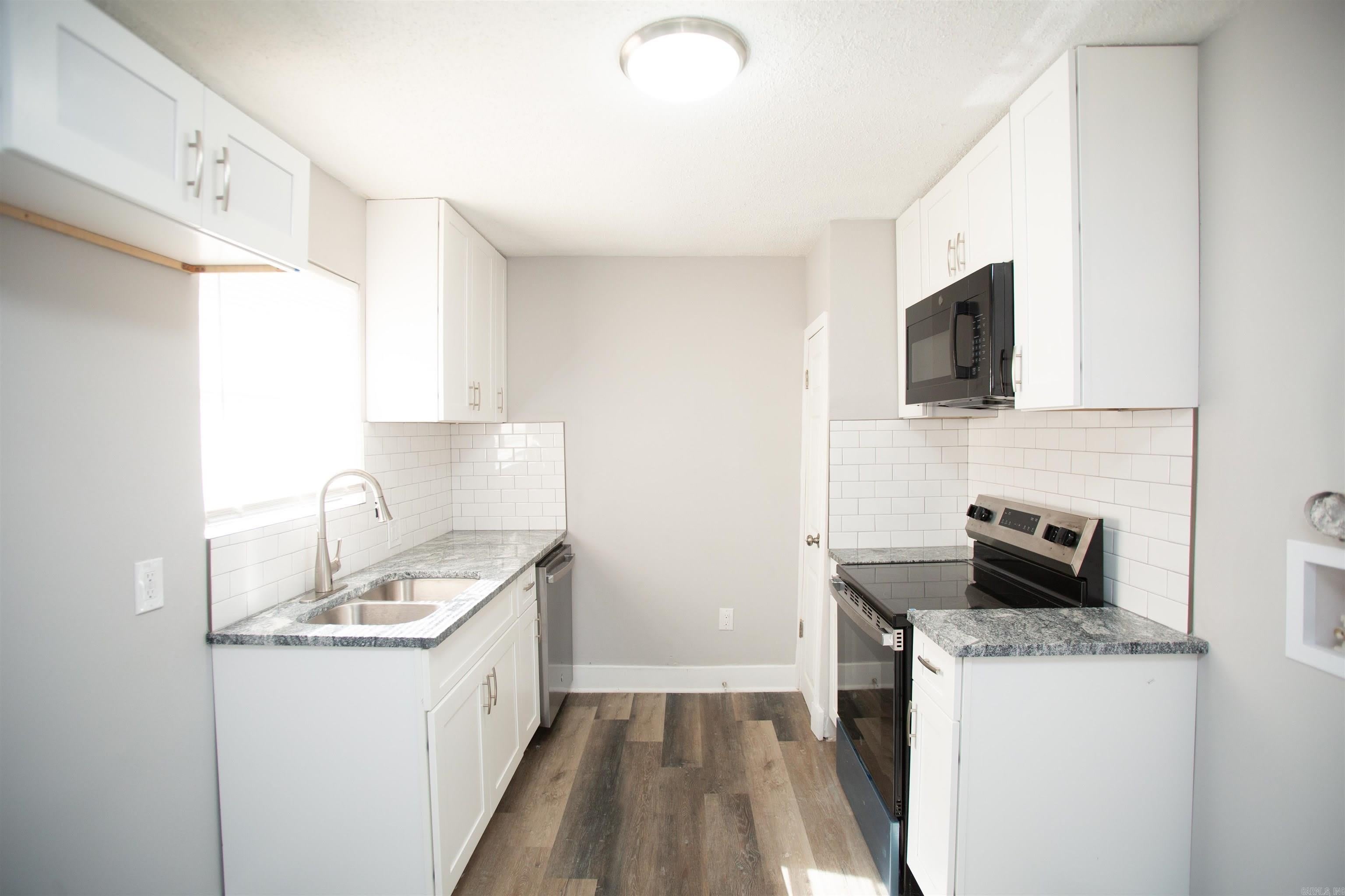 914 E 17th Street – photo 3