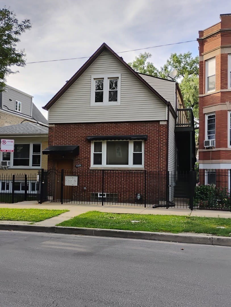 3700 W George Street – photo 1