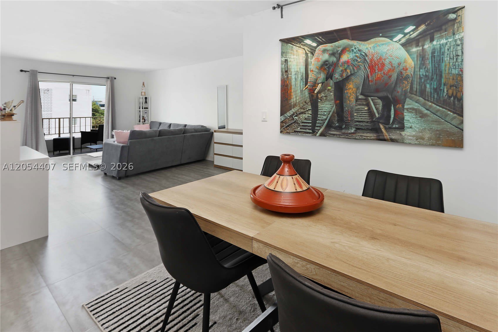 1580 West Ave – photo 4