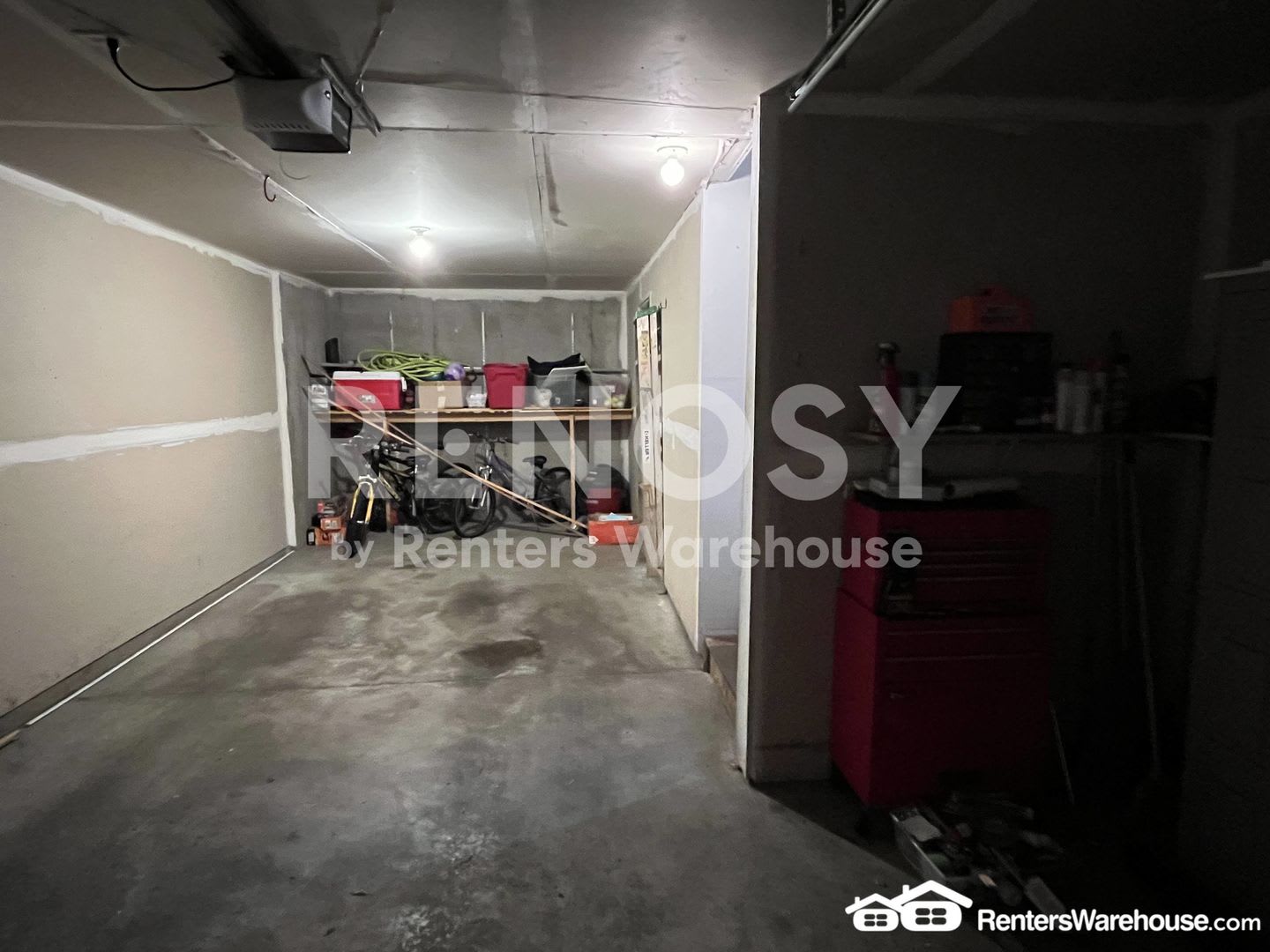 2 Bed/1.5 Bath Townhome in Apple Valley – photo 2