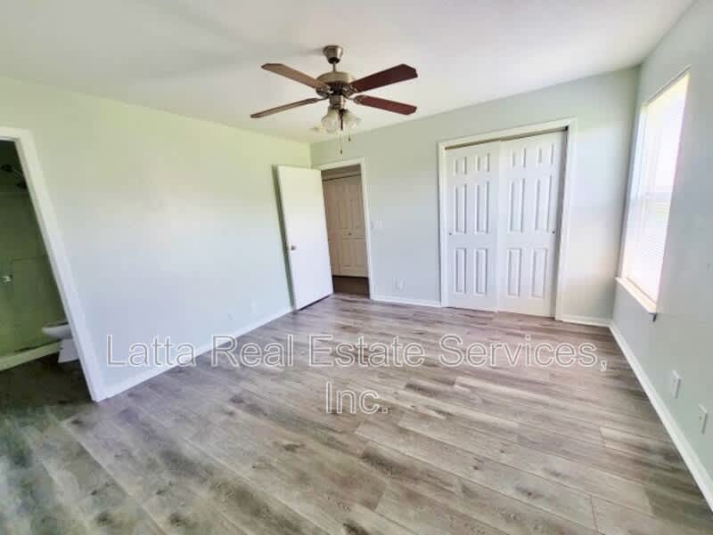 1207 E 173rd St – photo 5