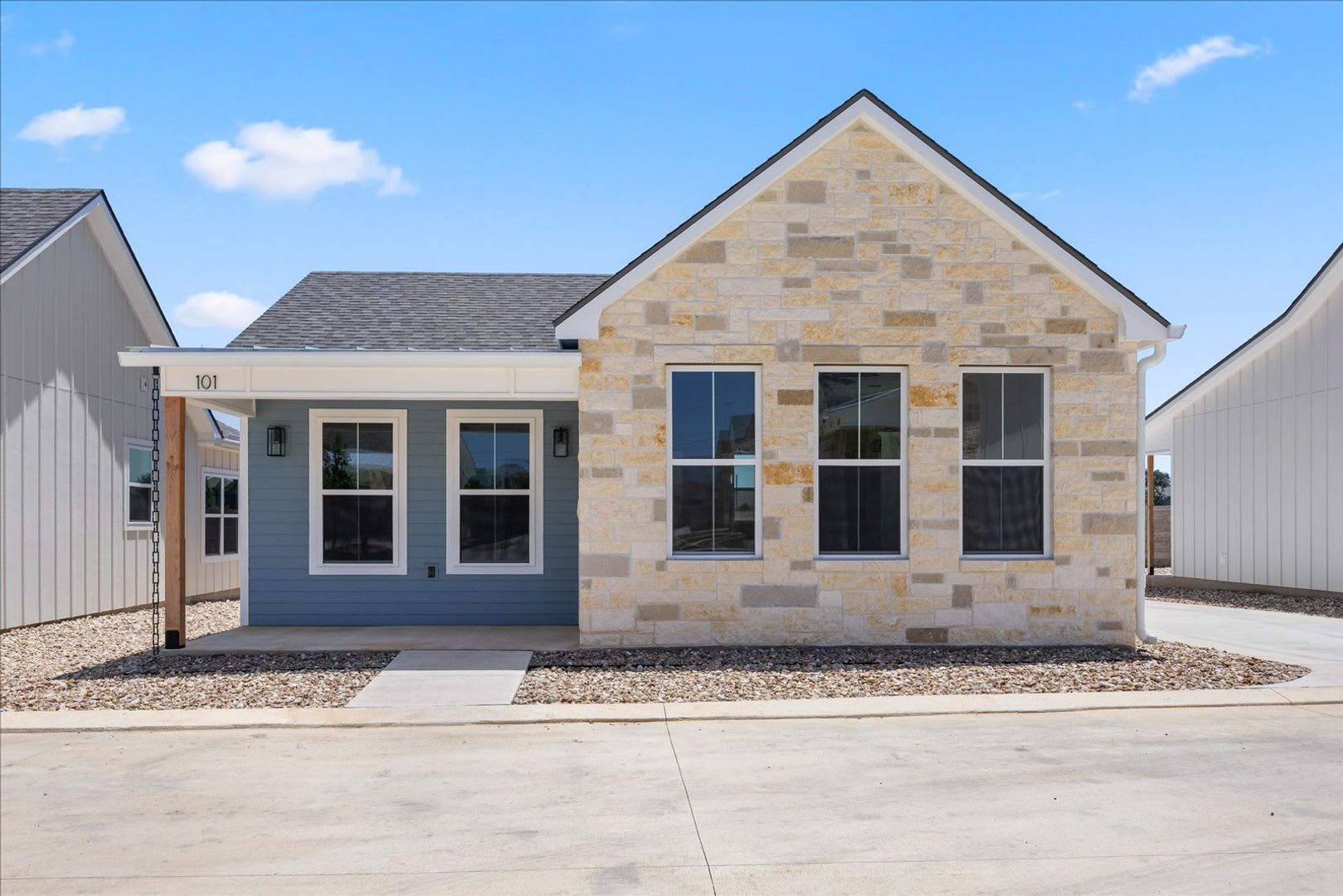 Bright Spacious Beautifully Designed 1 Bed 1 5 Bath – photo 2