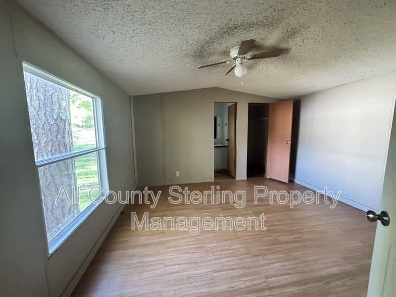 131 SW Socket Glen – photo 5
