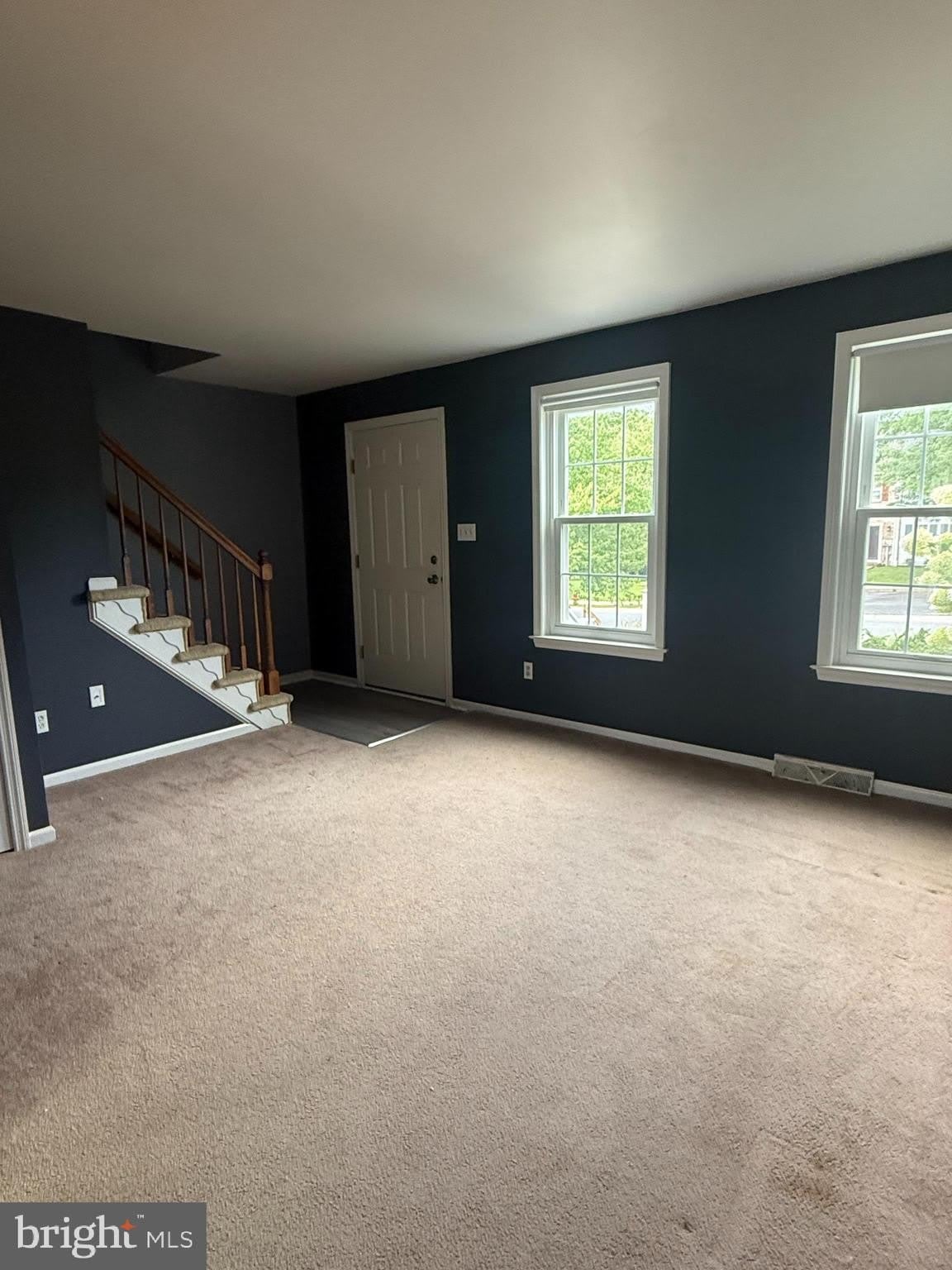 48 PENNWICK Drive – photo 2