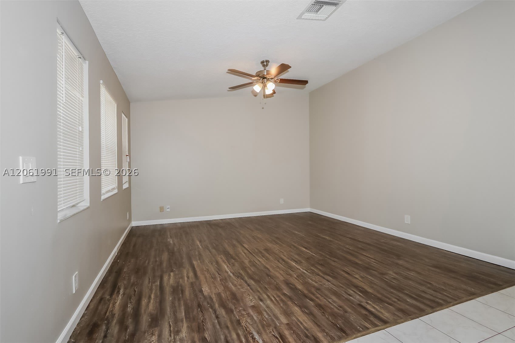 525 20th Ave N – photo 4