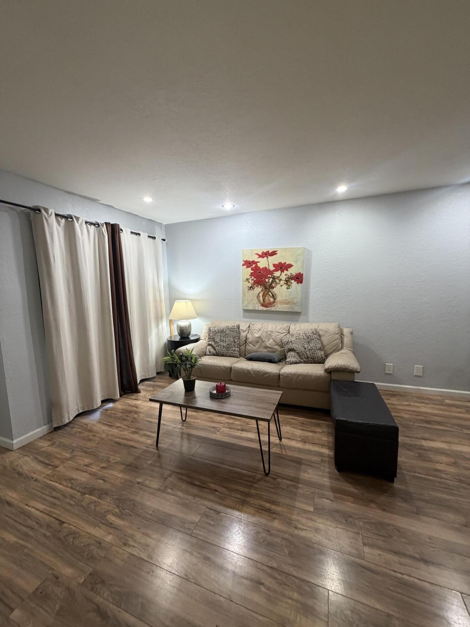 680 N Ashurst Court – photo 5