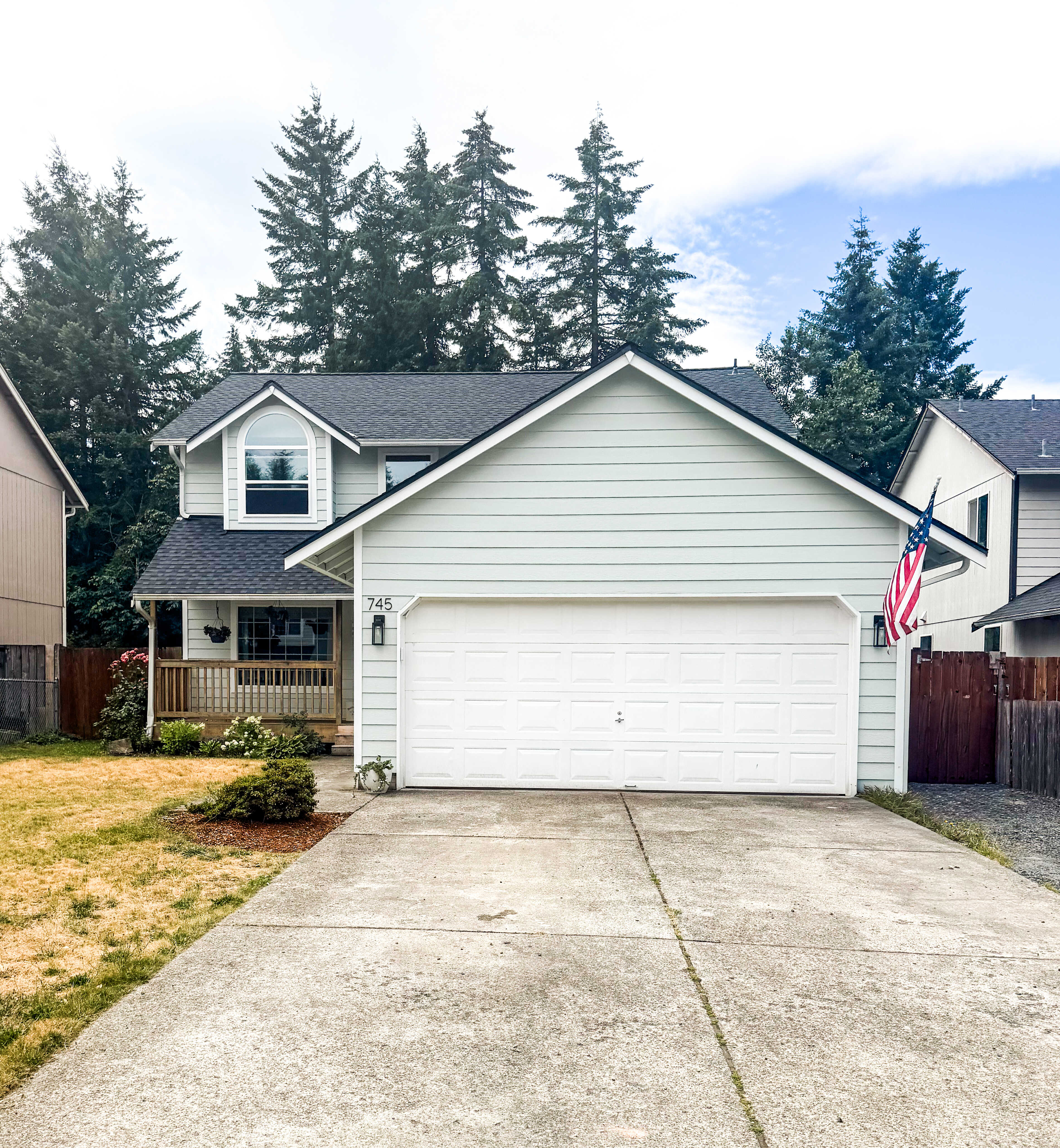 745 Riverside Lane East – photo 1