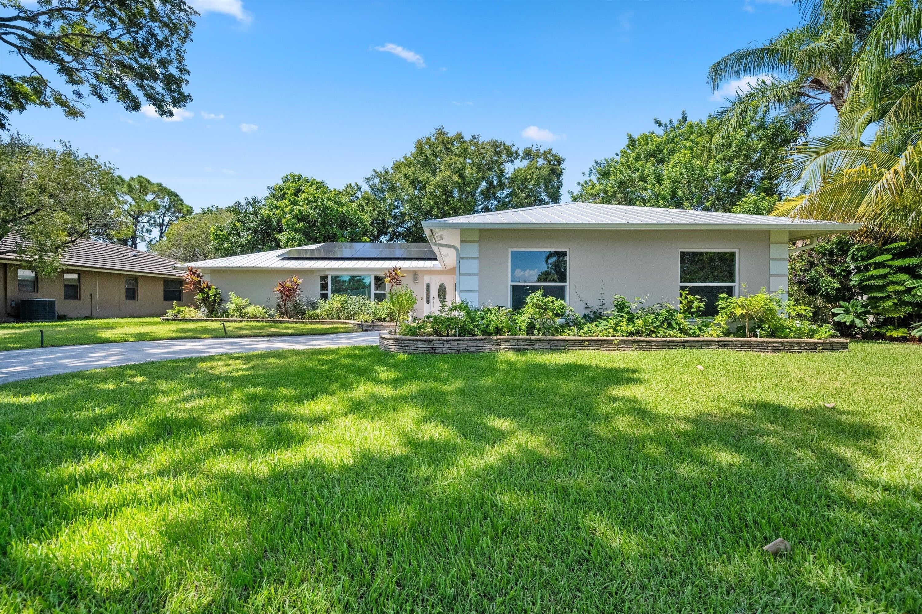1233 Mystic Way – photo 3