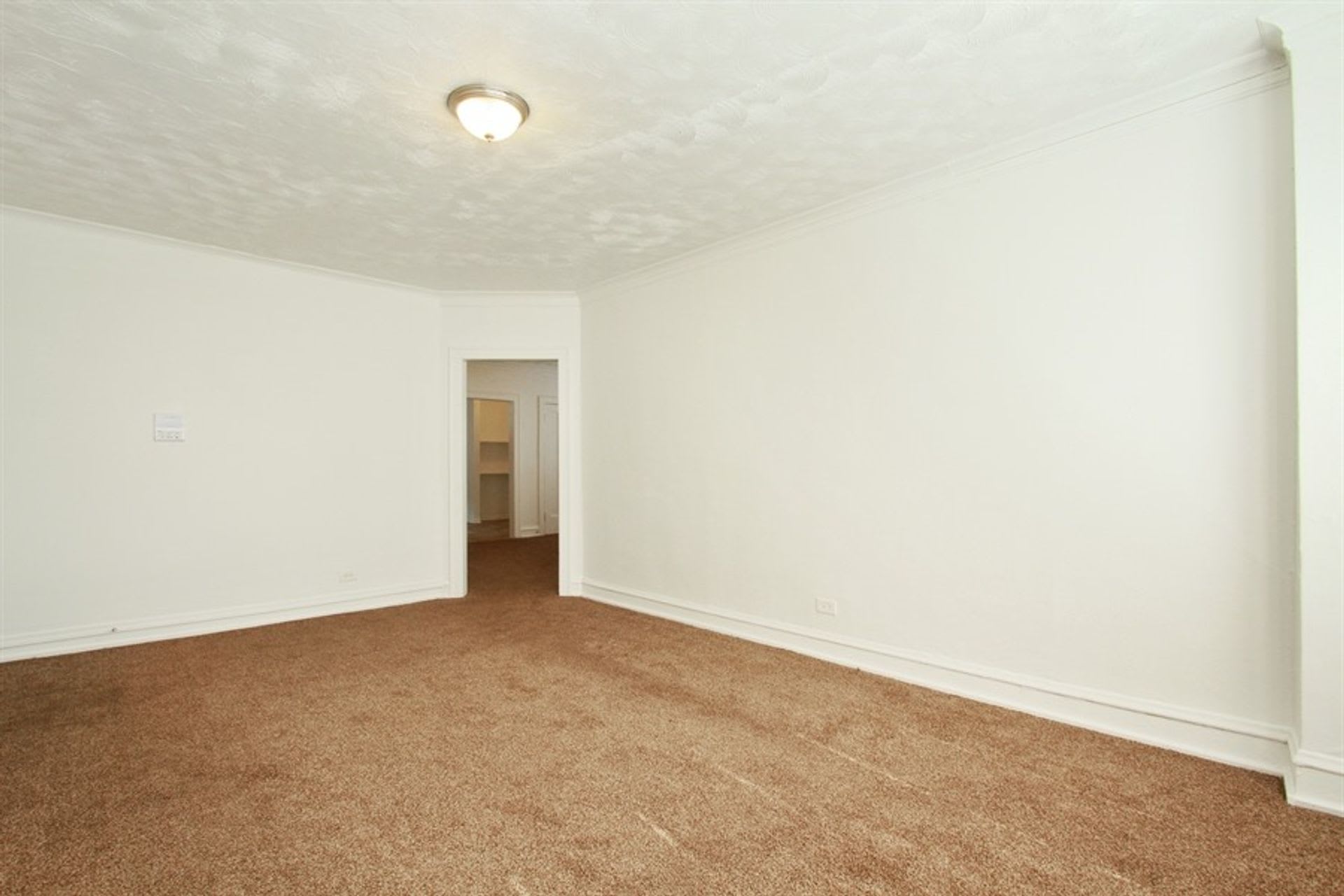 7956 S Burnham Ave – photo 4