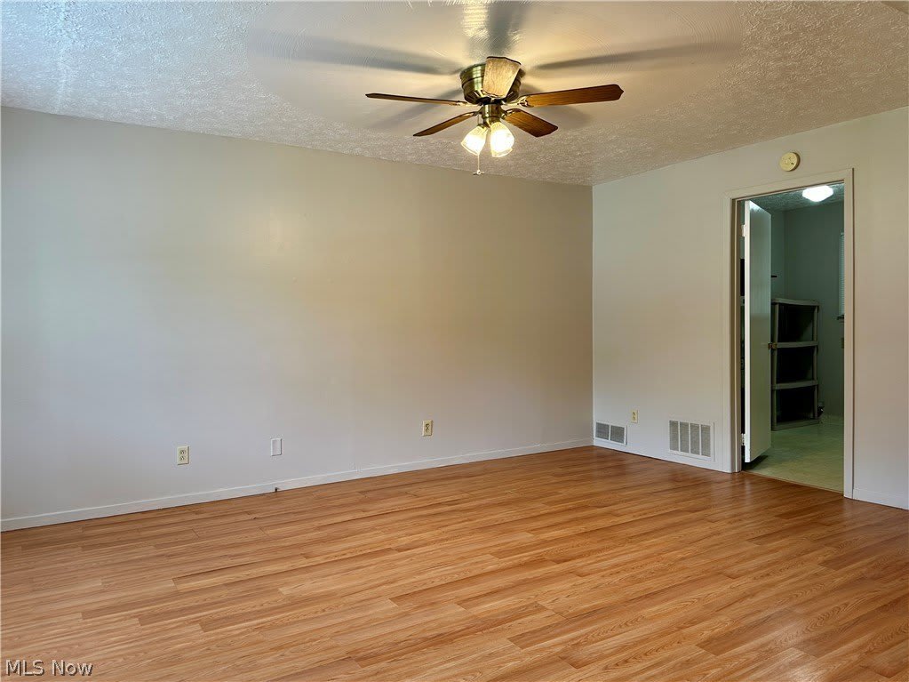 4827 Dunsmore Avenue – photo 2
