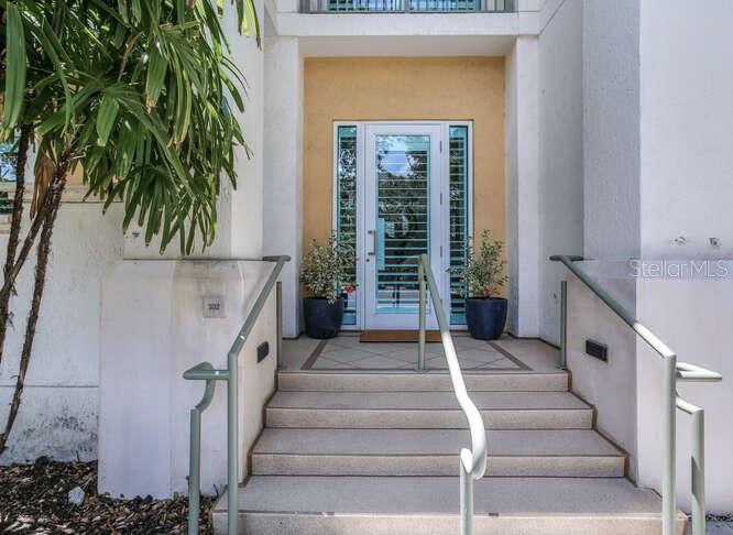 450 Knights Run Ave Unit 102 – photo 5