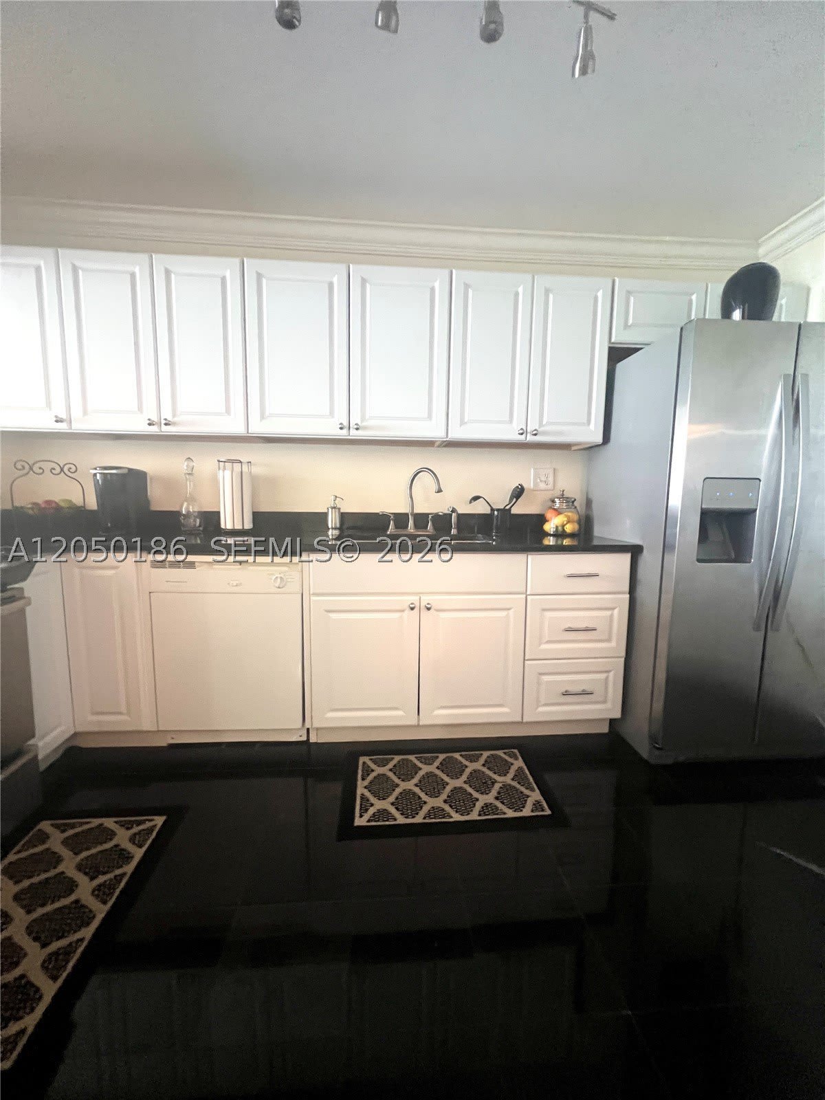 1465 NE 123rd St – photo 5