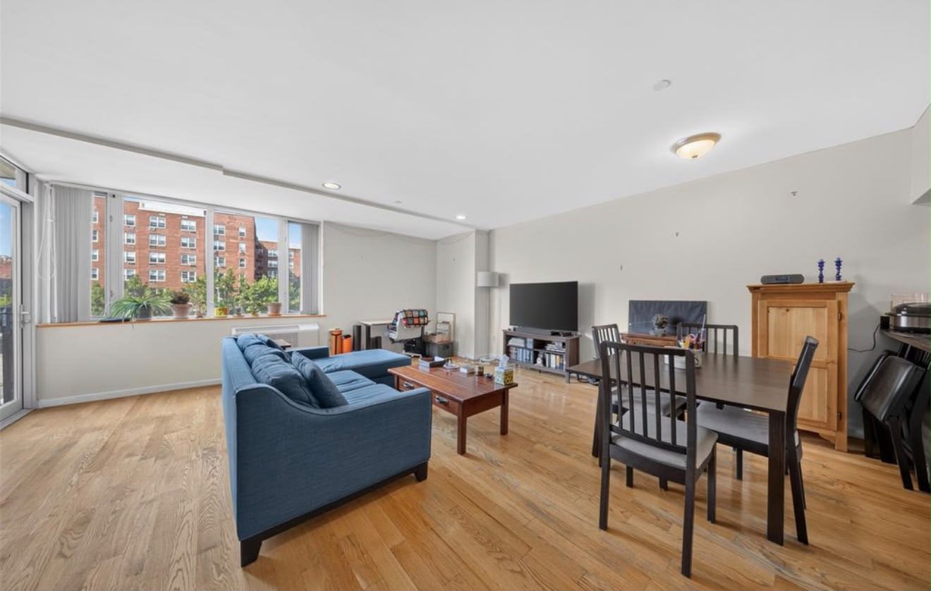 6314 Queens Blvd # 5543 – photo 1
