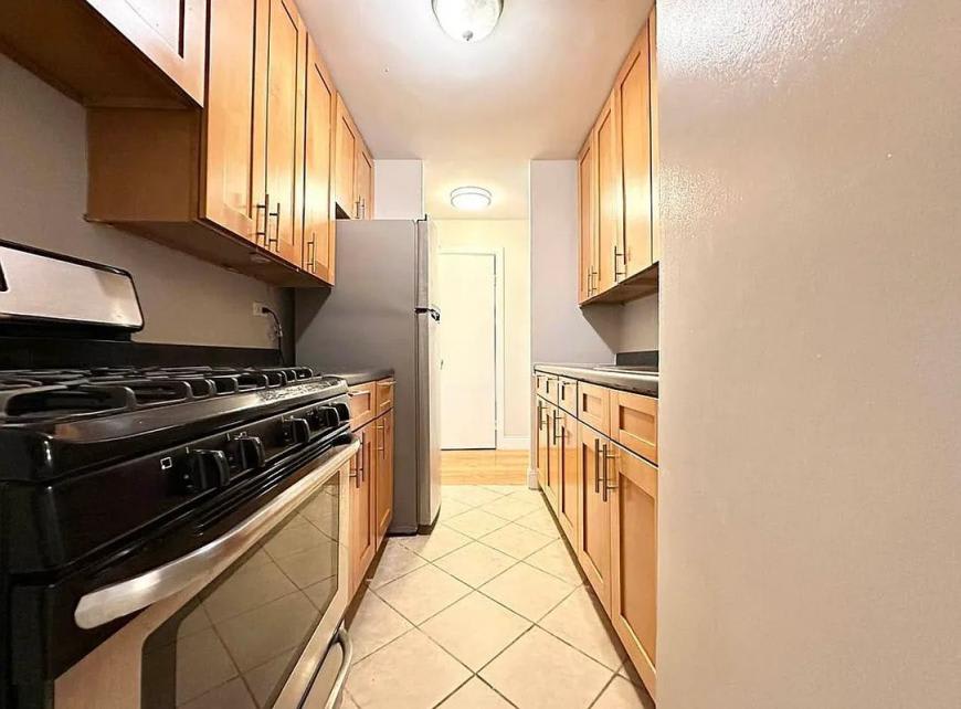 273 West 131st Street – photo 4
