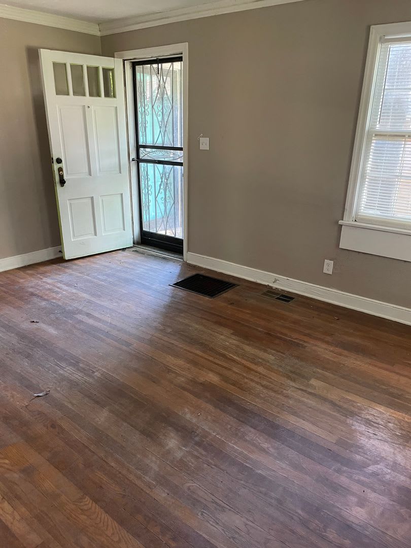 2 bedroom 1 bath in Midtown near Peabody and Cooper – photo 4