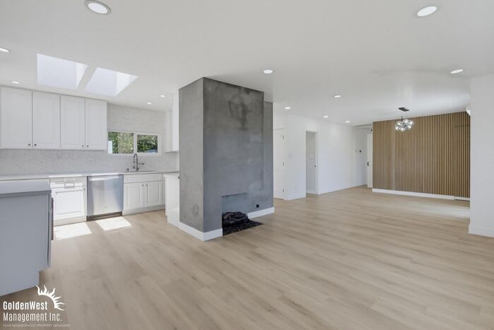 6201 Lorca Drive – photo 3