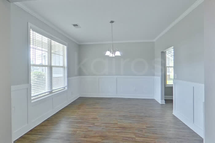 215 Orchard Lane – photo 2