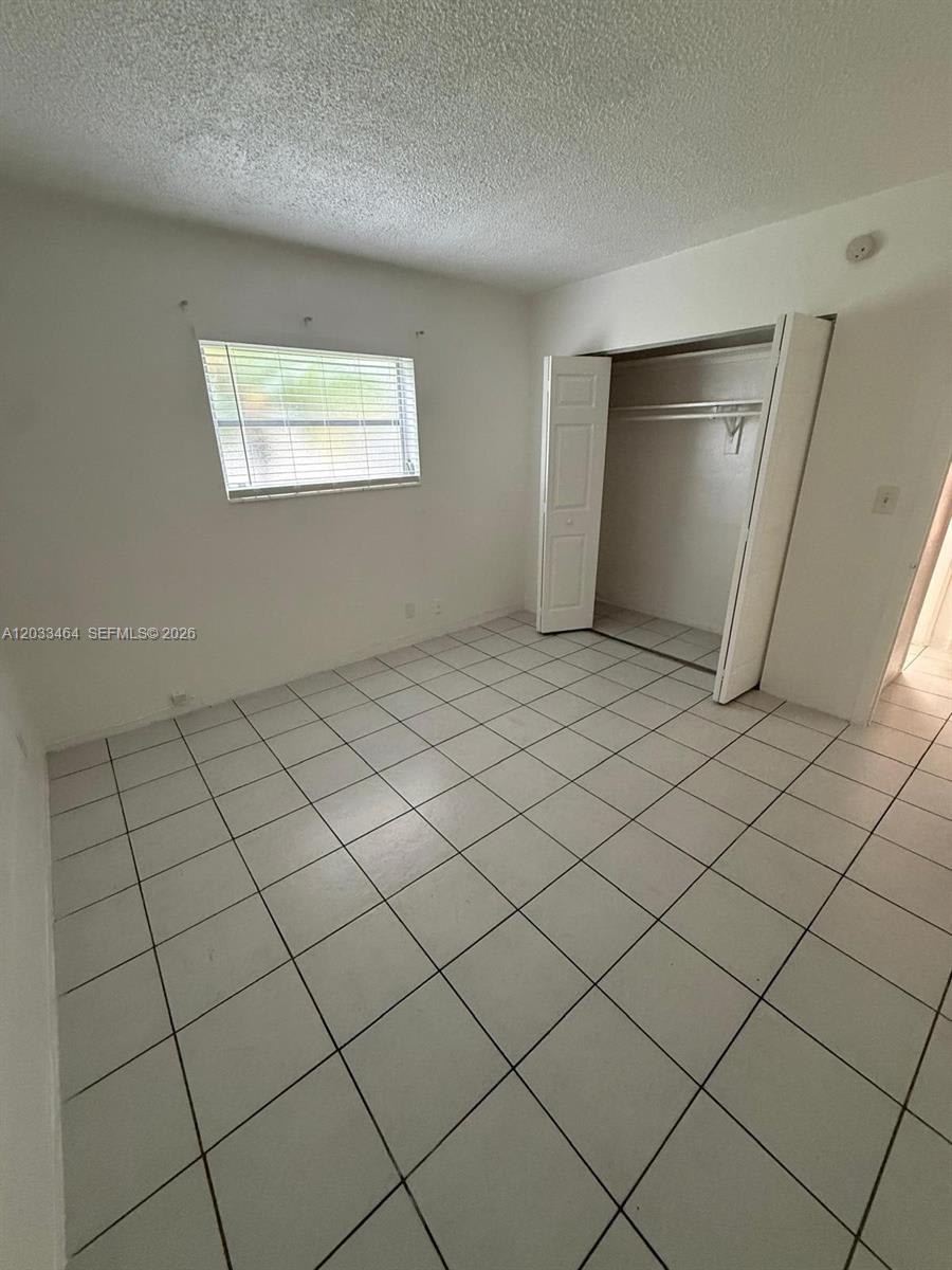 16851 Northeast 18Th Avenue – photo 5