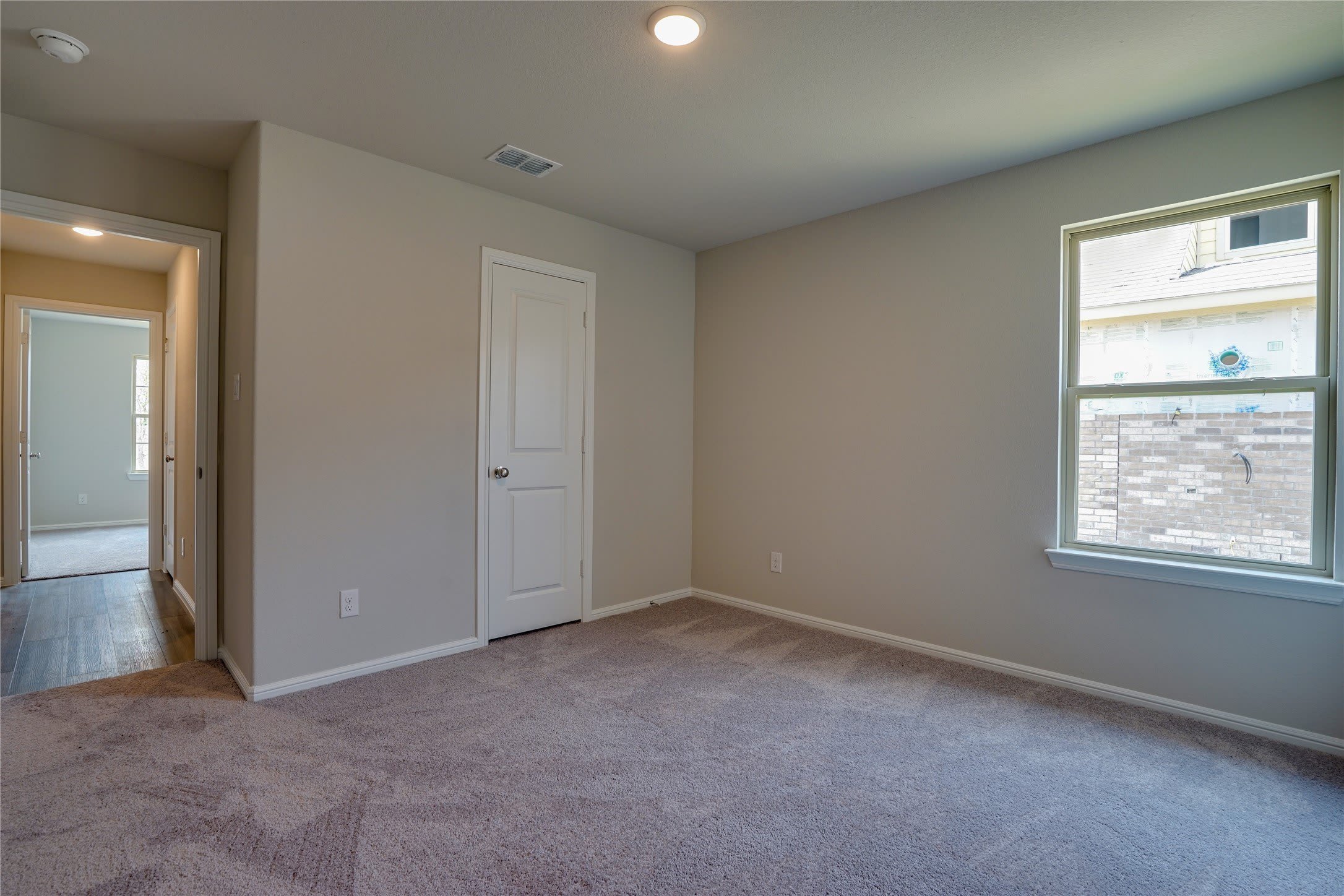 1937 Huisache Street – photo 5