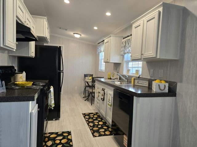 6372 126th Ave – photo 2
