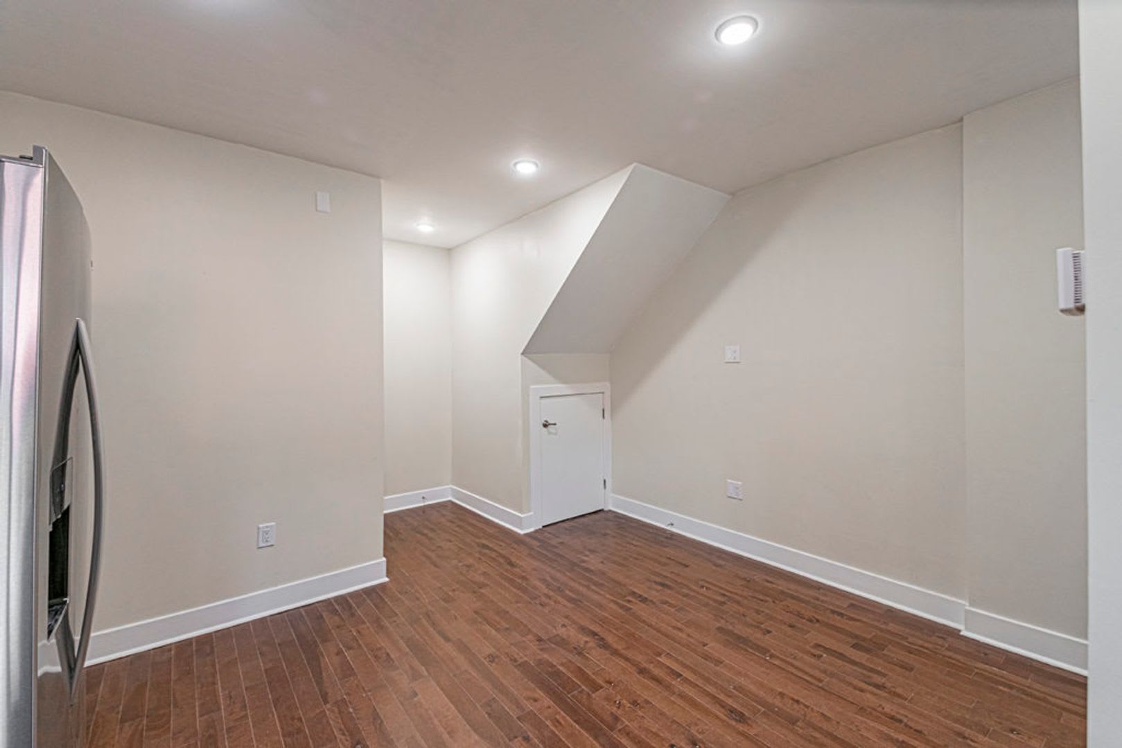 South Street One Bedroom Apartment – photo 4