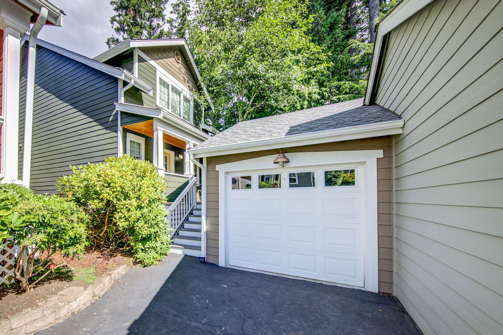 2 Bedroom Townhouse Conveniently Located – photo 5
