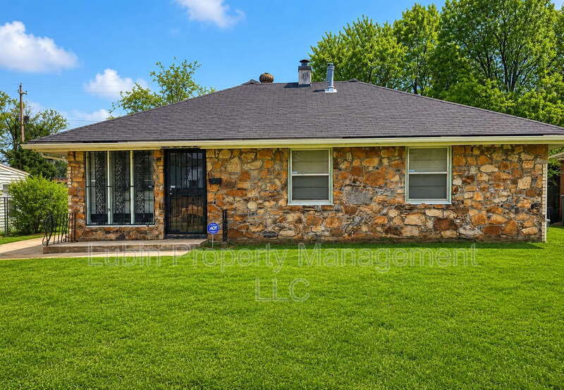 3266 Rochester Rd – photo 1