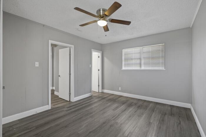 62 Pershing Drive 1 – photo 5