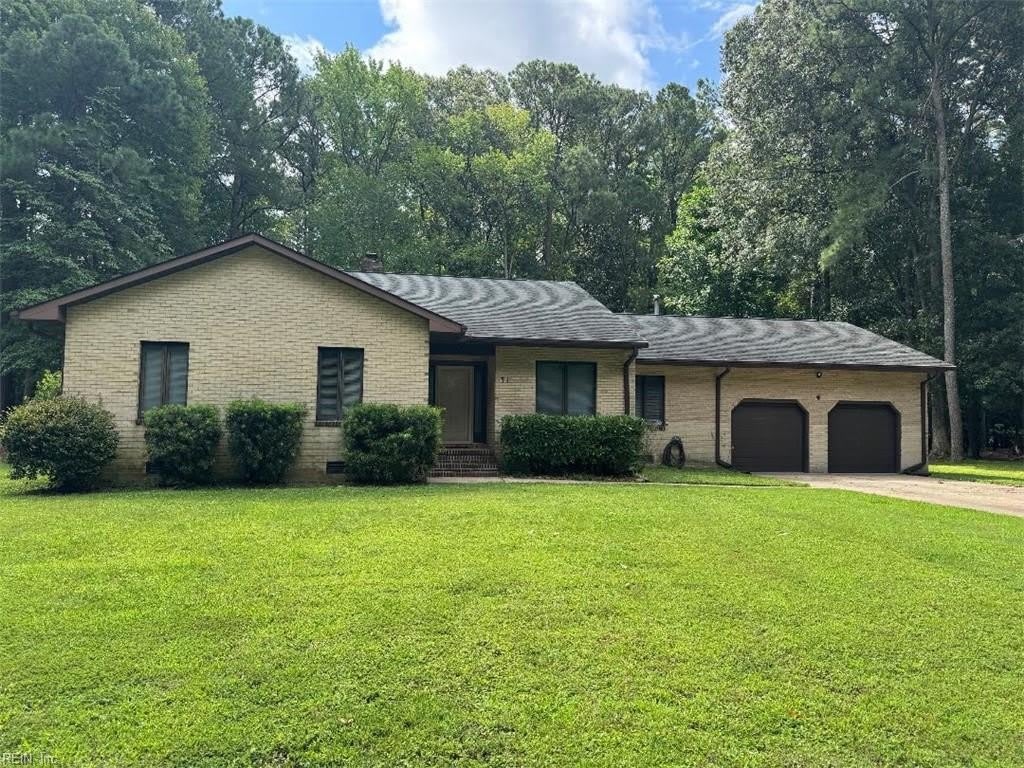 31 Valmoore Drive – photo 1
