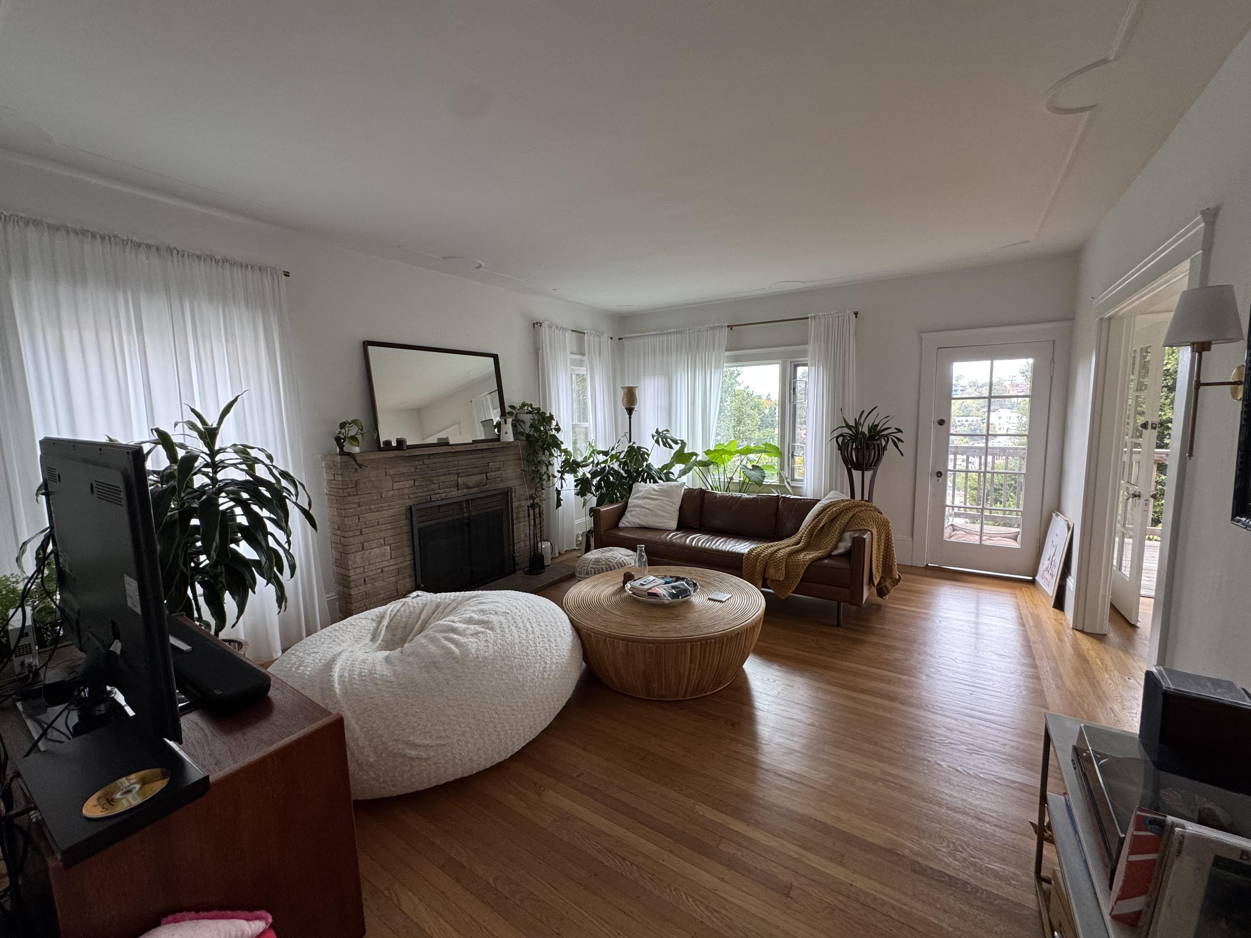 901 Vermont Street – photo 1