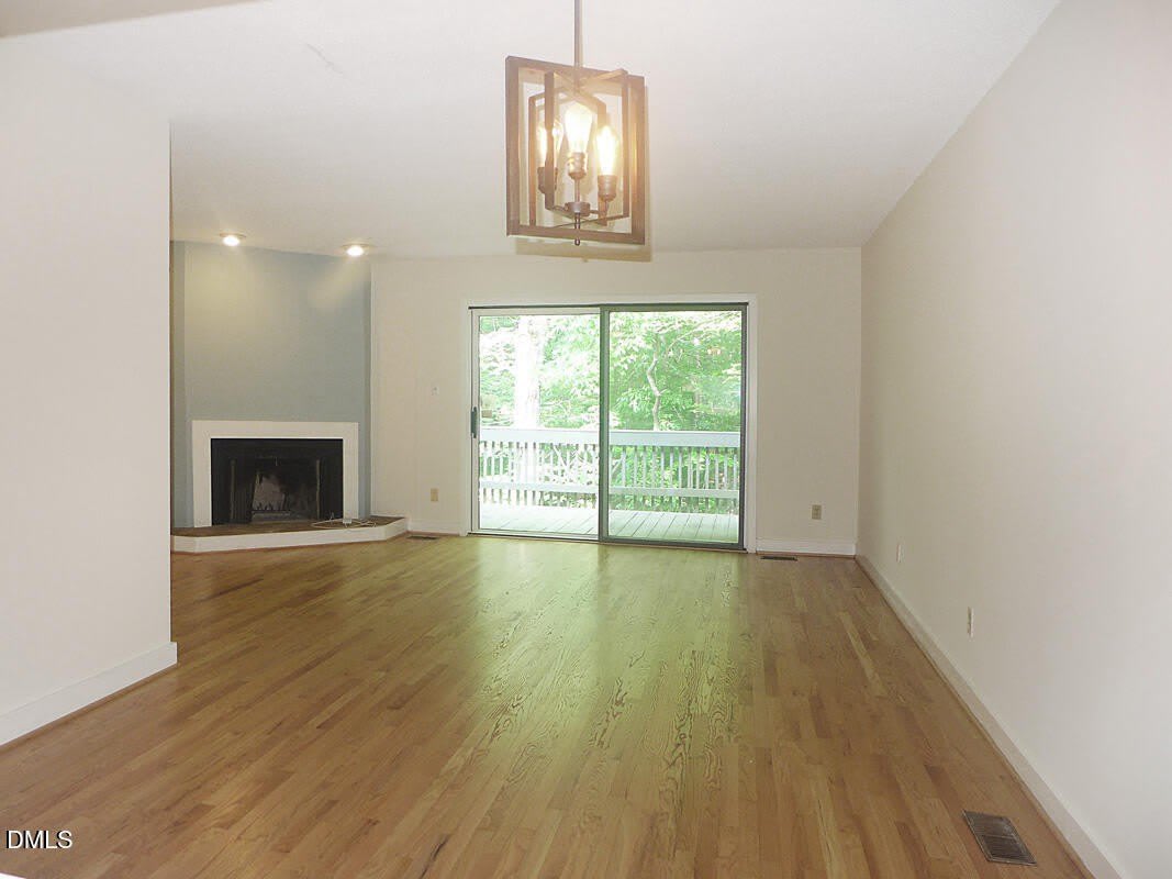 424 Fairoaks Circle – photo 2