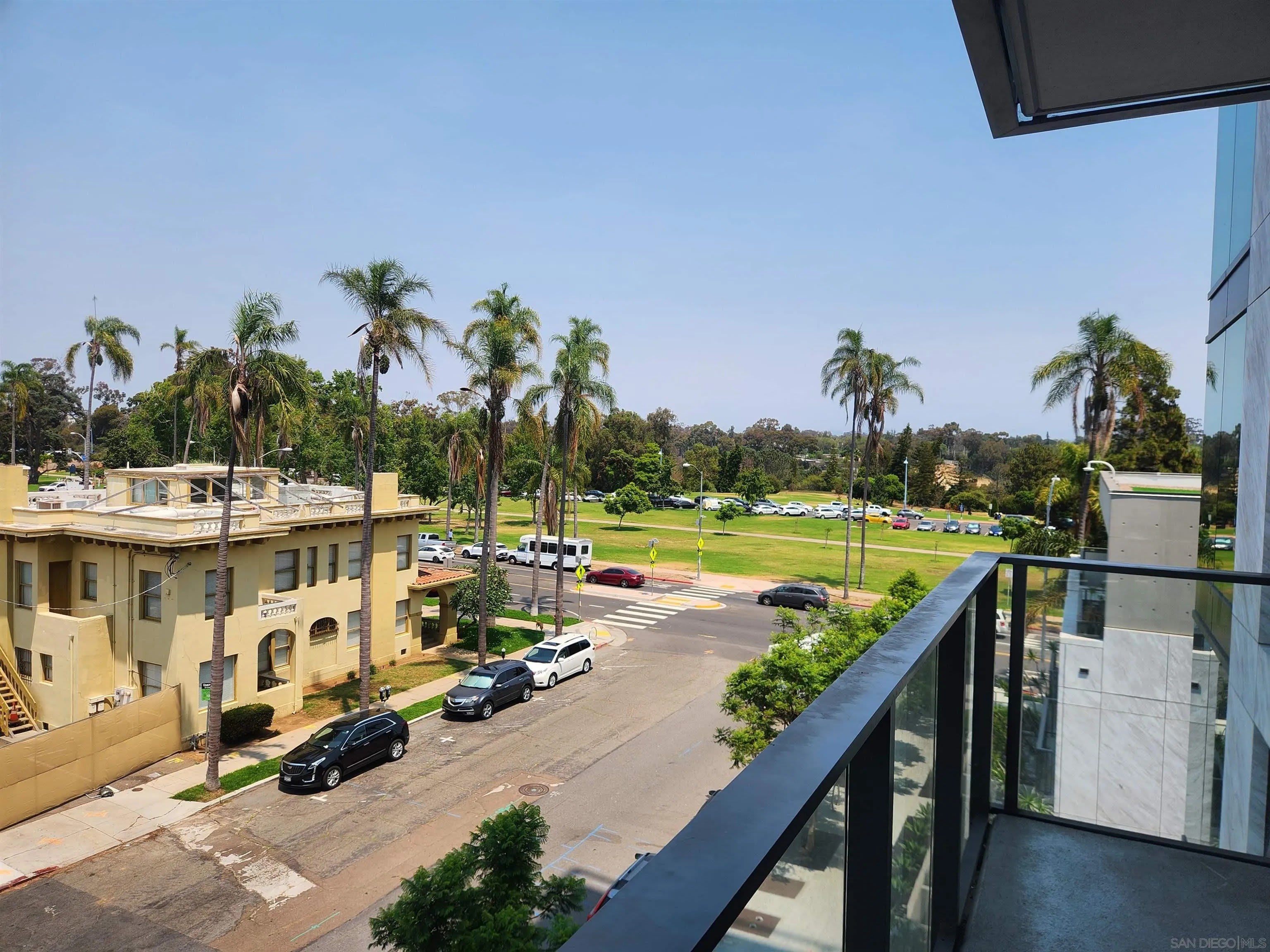 2855 5th Ave – photo 3